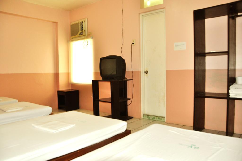 Gv Hotel - Isla de Mactán Habitación foto